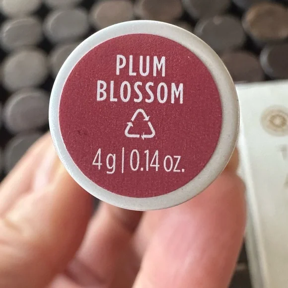 Tatcha NIB 2-pc Kissu set: The Lip Treatment; The Lip Tint in plum blossom - Picture 4 of 4